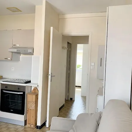 A - 30 M² - Vue Sur La