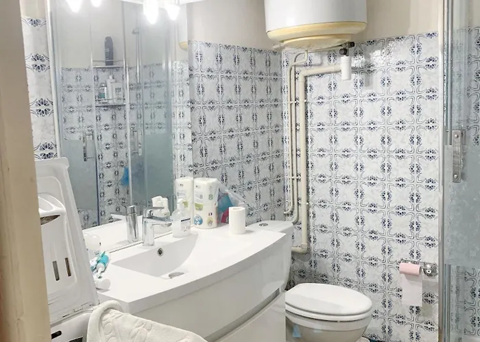 à - 30 M² - Vue Sur La * Fleury (Aude)